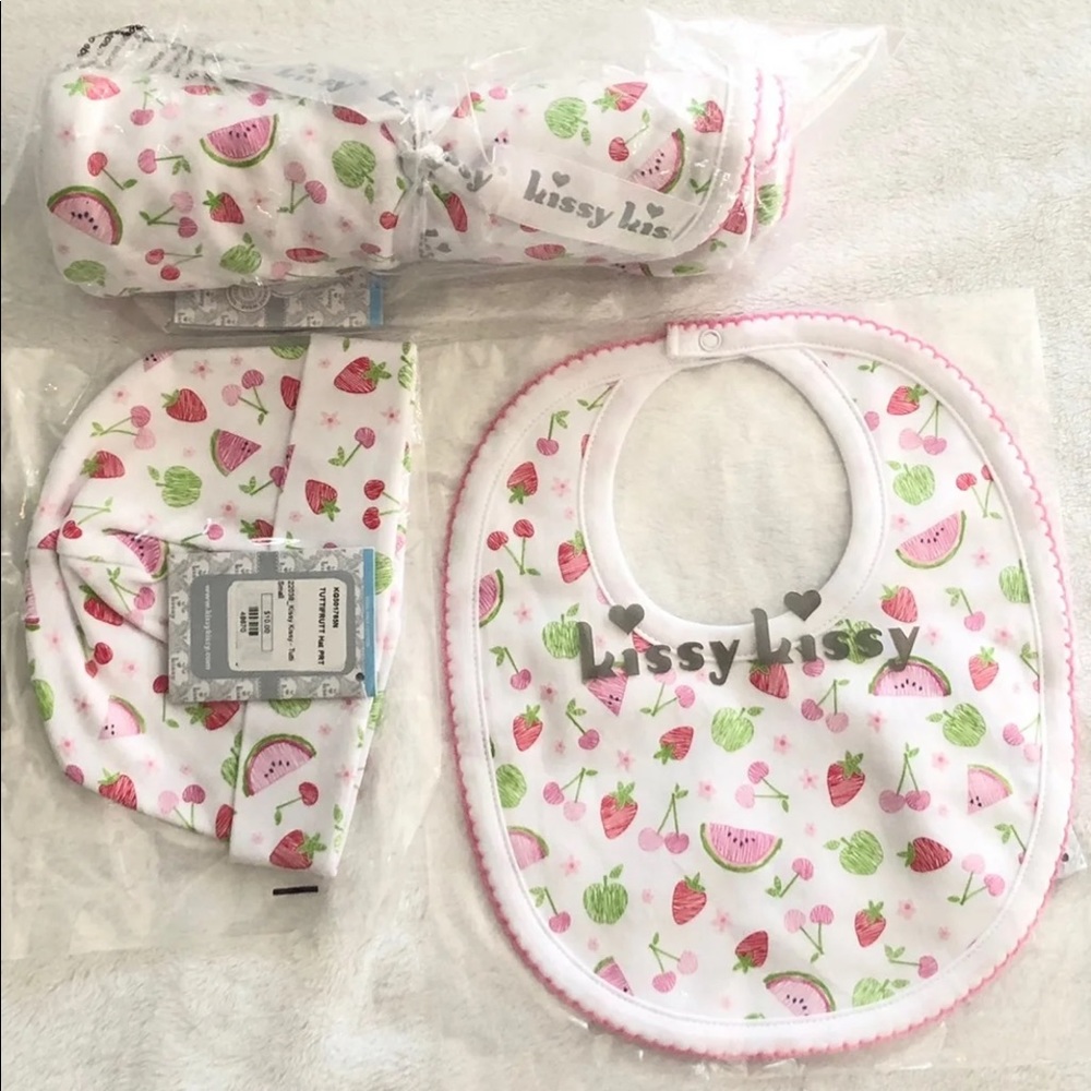 New Kissy Kissy set!